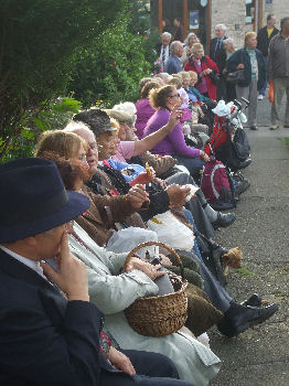 Spectators at the Pickering 1940s weekend